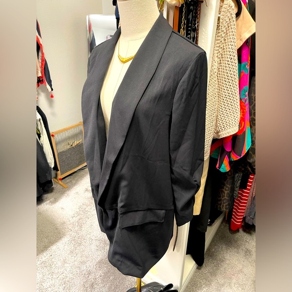 Maurices Black Blazer NWT Size Large - Picture 2 of 7